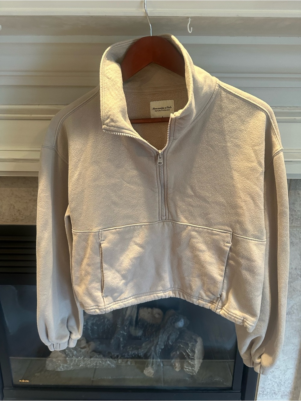 Abercrombie & Fitch Cream Full-Zip Crop Hoodie